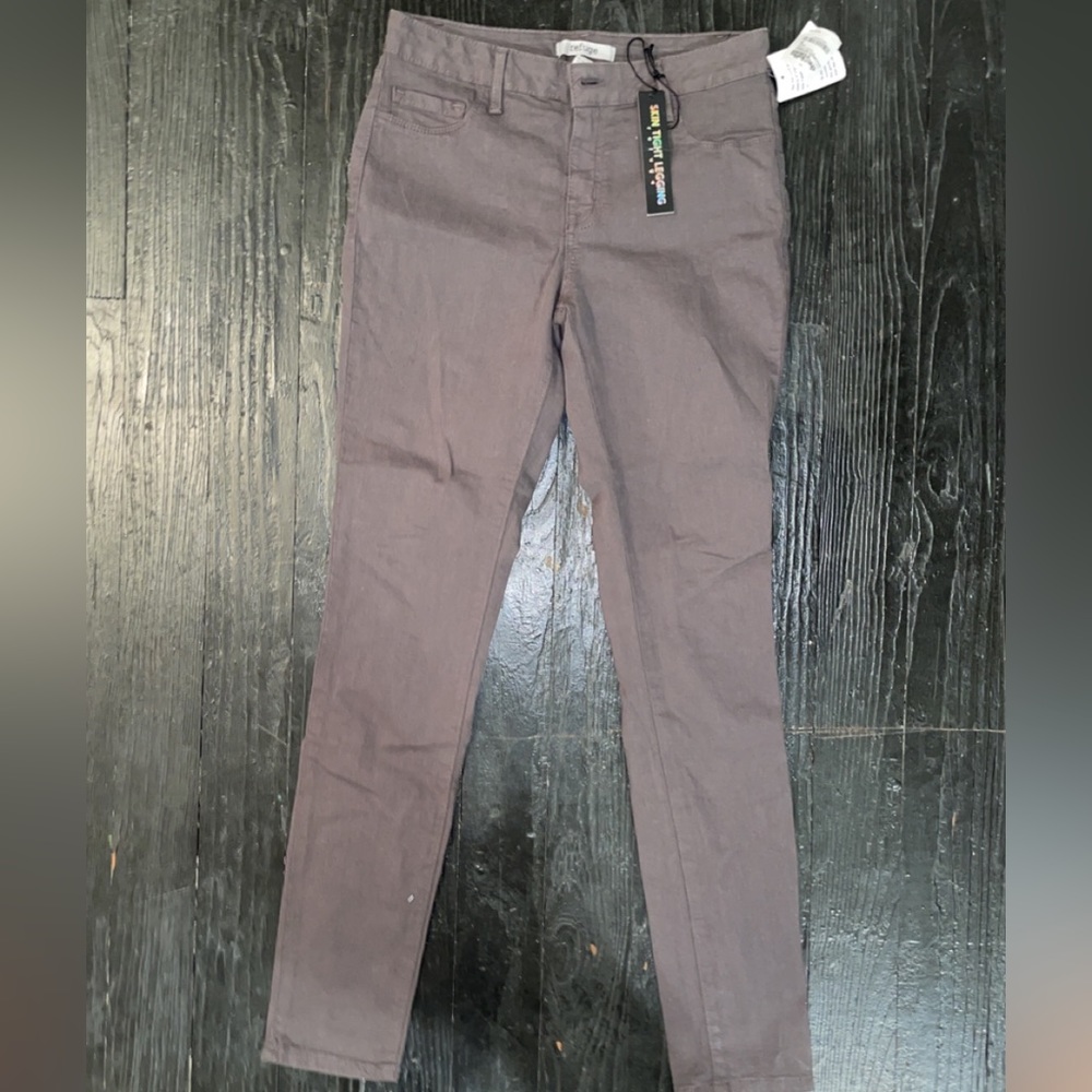 Grey skinny jeans. Never worn